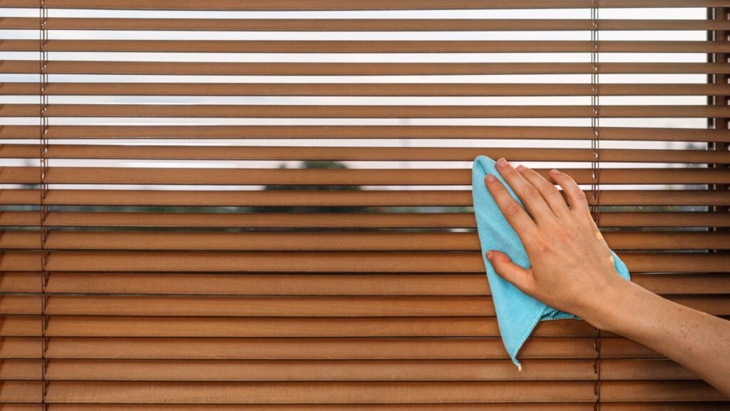 صيانة ستائر رول